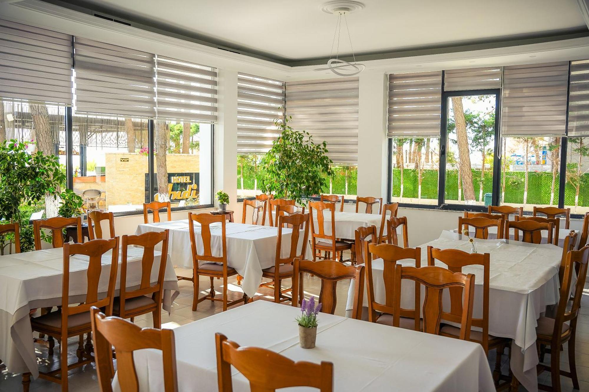 Hotel Andi Durrës Zewnętrze zdjęcie