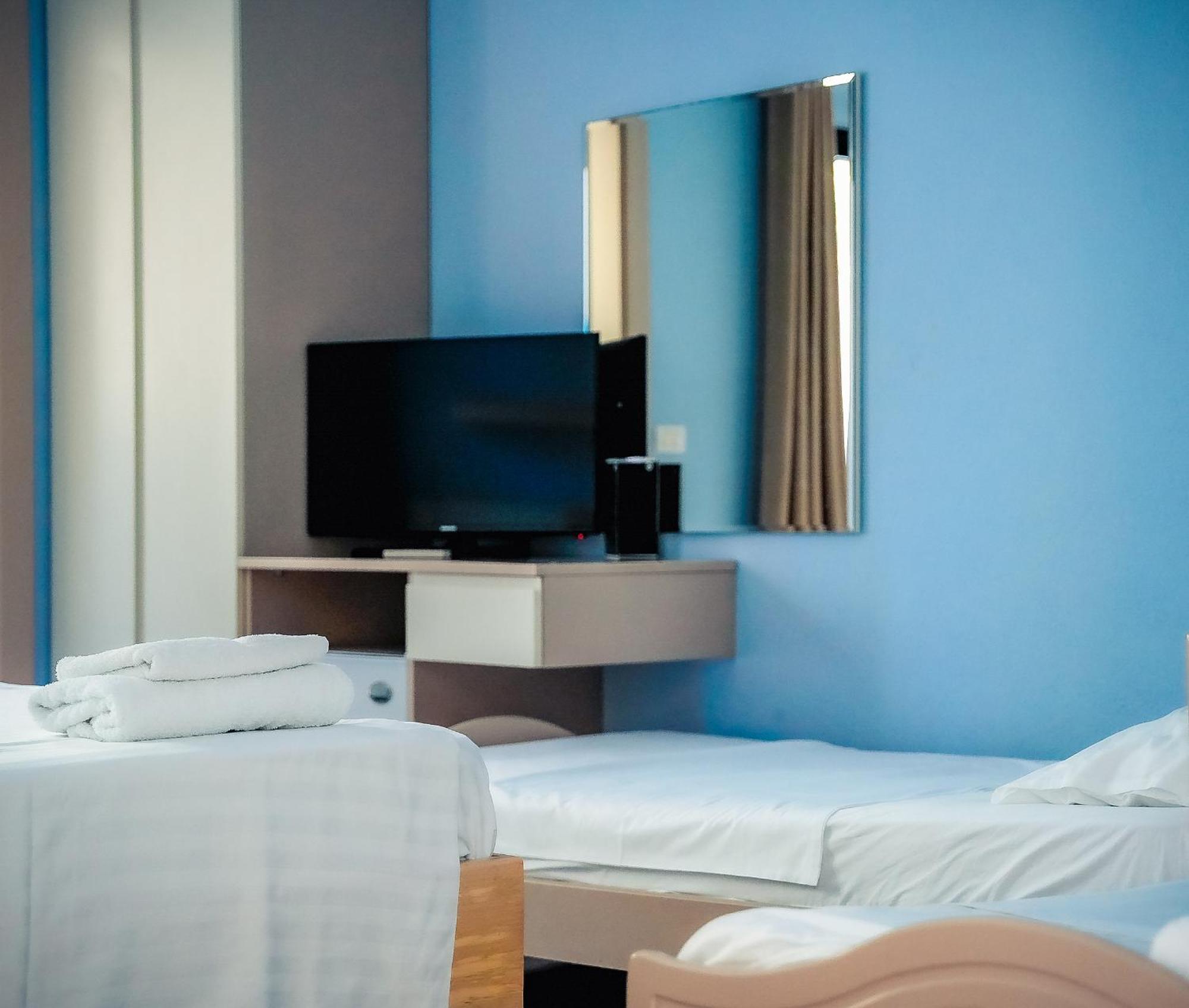 Hotel Andi Durrës Zewnętrze zdjęcie