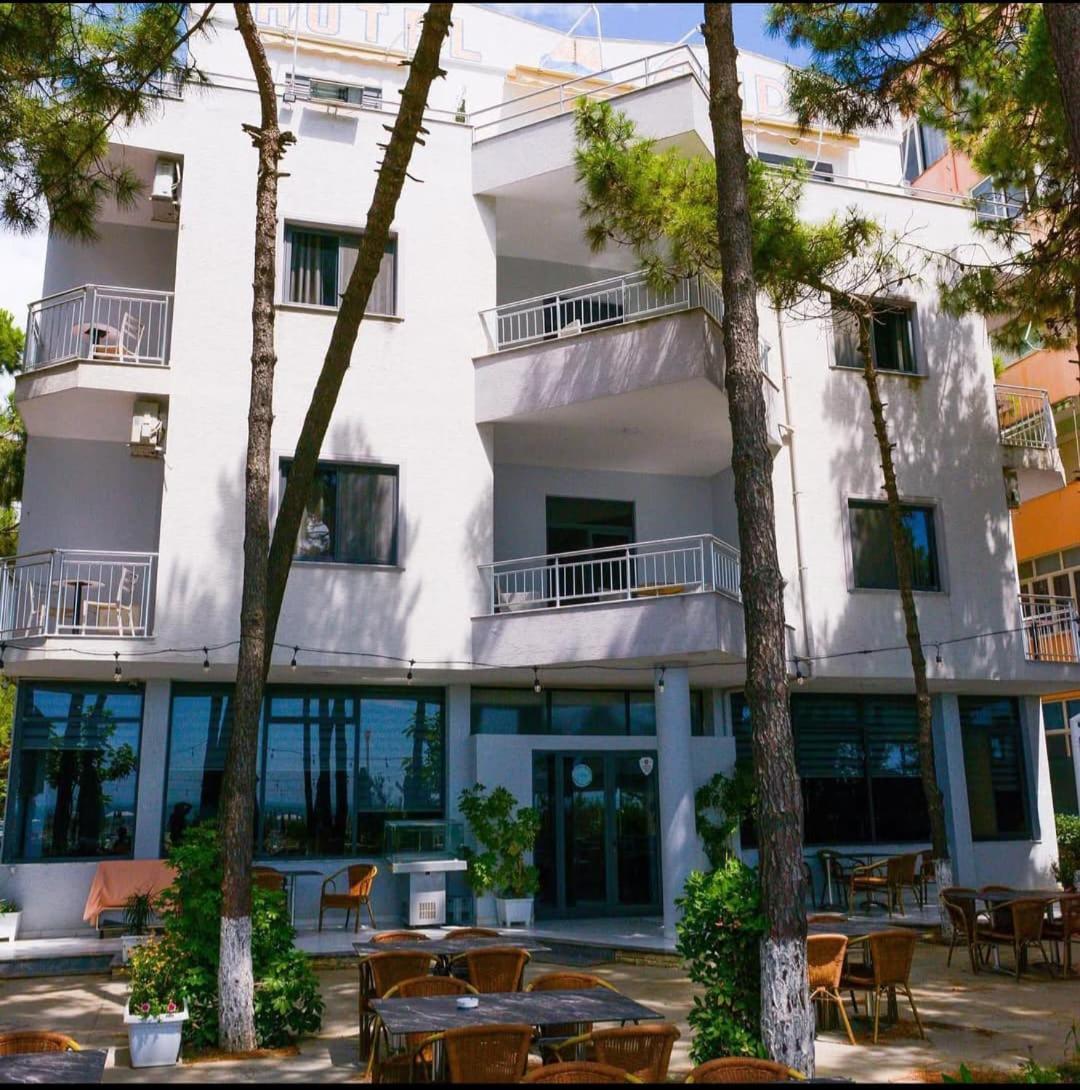 Hotel Andi Durrës Zewnętrze zdjęcie