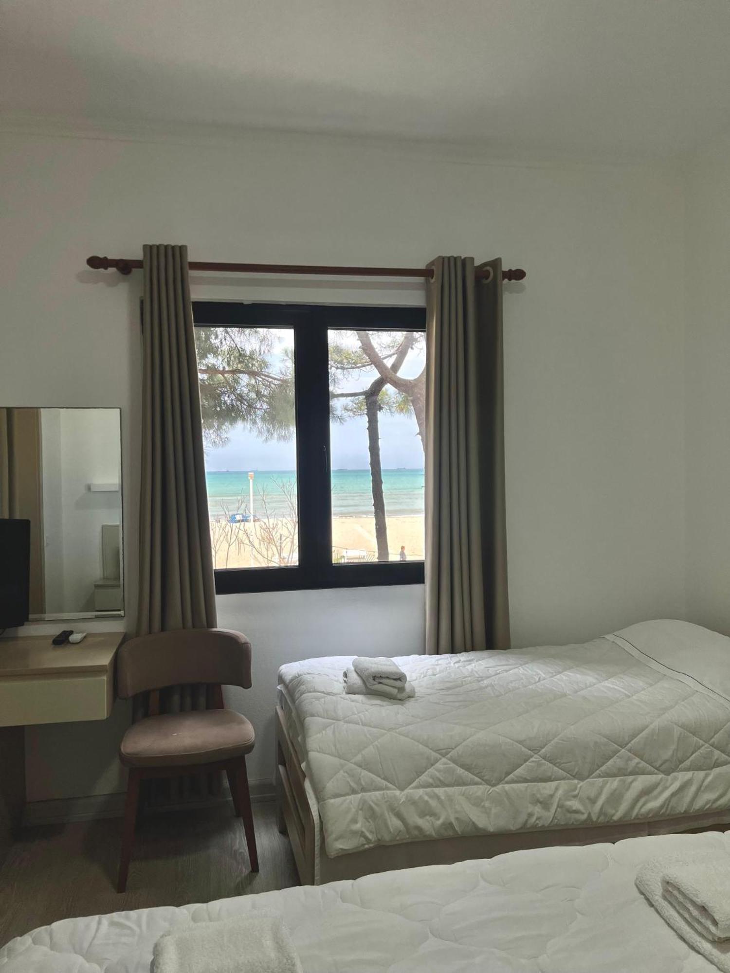 Hotel Andi Durrës Zewnętrze zdjęcie